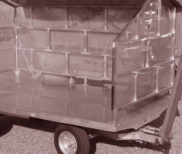 Carrelli I carrelli vengono utilizzati per il trasporto del carico sfuso tra i magazzini di stoccaggio e gli