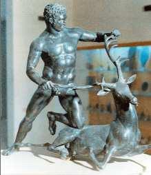 Bronzo proveniente dall area di scavo del Ponte di Rivieccio. Ercole che abbatte la cerva Cinerina. Copia romana di un modello di ispirazione greca.