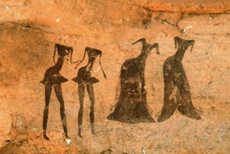 La grotta dei mufloni in cui sono presenti dipinti nel periodo bovidiano, raffiguranti numerosi animali tra cui due grandi mufloni.