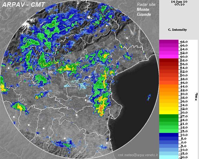 Figura 2 16 giugno - Mappa di riflettività all elevazione di 1.