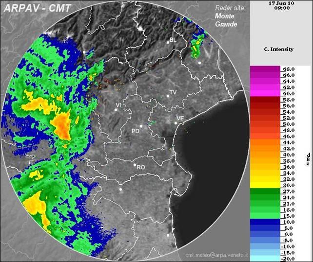 1 solari) (sinistra). Mappa di riflettività all elevazione di 1.