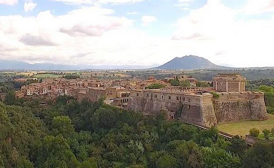 ASSISTENZA SOCIO-SANITARIA Civita Castellana (Vt): UnivesitAREA.