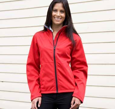 290 g/m 2 BLCK NAVY REDD red XS 3 68 S 8 70 M 60 72 L 62 74 XL 64 76 XXL 66 78 RER9F Core Soft Shell Women Esterno: 00% poliestere. Strato intermedio con tessuto traspirante impermeabile e antivento.