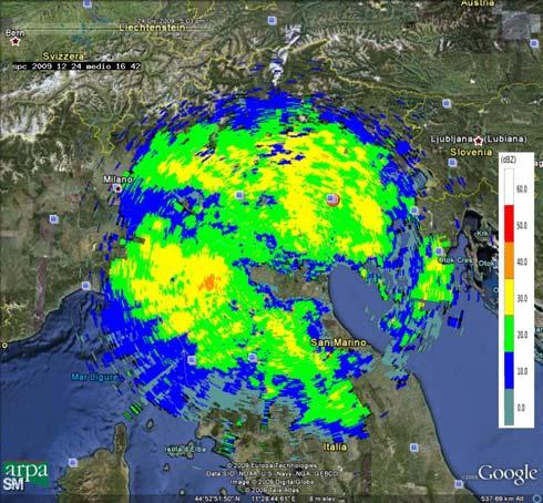 Nella mattinata del 25 le precipitazioni interessano ancora la nostra Penisola, in particolare l Italia