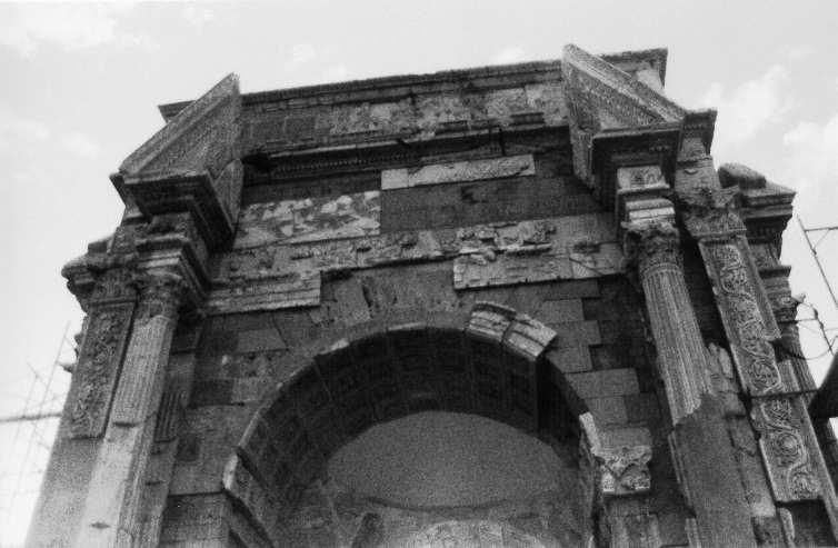 Leptis Magna tetrapilo in