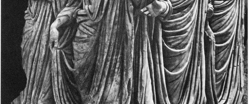 anche decorati con cicli figurati. Così il sarcofago di Acilia, identificato con quello di Gordiano III (238 d.c.).