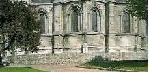 La cattedrale di Noyon (1145-1235) Le pareti della navata sono articolate in quattro