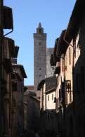 San Gimignano è un comune italiano di 7.770 abitanti situato in provincia di Siena in Toscana.