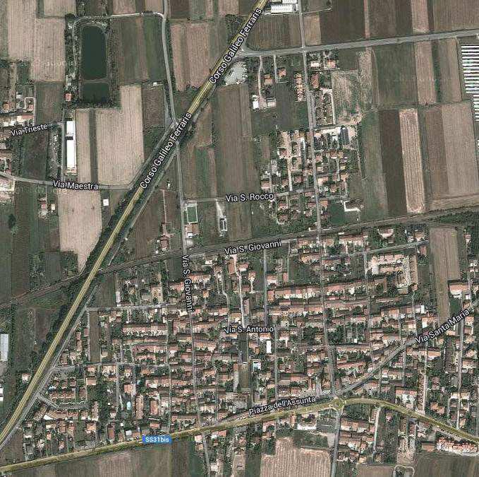 Opera 5.2 - Viabilità di collegamento S.C.delle Benne - S.C. del Fossale L area in cui è posta l opera in questione ricade parzialmente nel centro abitato di Castelrosso o nelle sue immediate vicinanze.