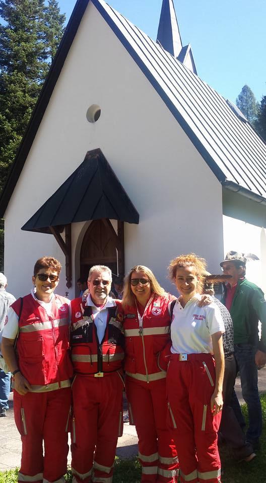 IN BREVE Circa 70 volontari CRI del Comitato Locale di Trento hanno partecipato a Trento all inaugurazione della campagna nazionale PC Io non rischio 2017.