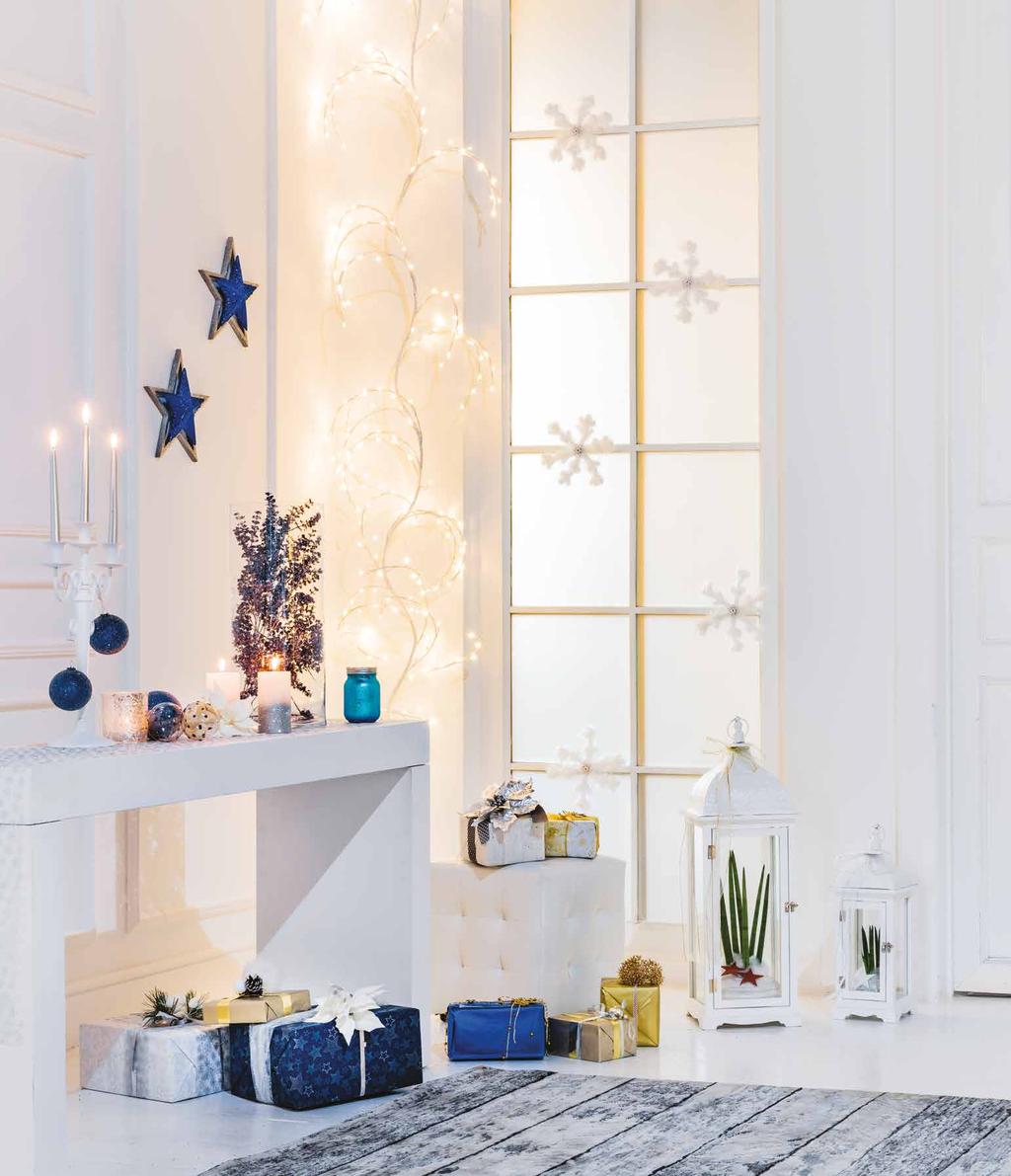 Blu e bianco, per un Natale elegante Sfera in vetro, decori assortiti, Ø cm 8 cod 1222298 2,49 Pick Celosia, con glitter, H cm 72 cod 1222173 6, Decoro