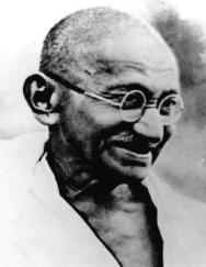 La voce de Gli Amici Anche le foto parlano Mahatma Gandhi: