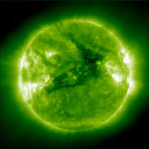 ESEMPIO: IL SOLE A VARIE Λ 0.