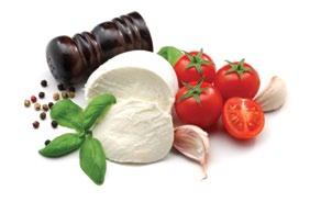 rolls, packaging of cubed or grated and frozen mozzarella. Packaging in Protective Atmosphere.