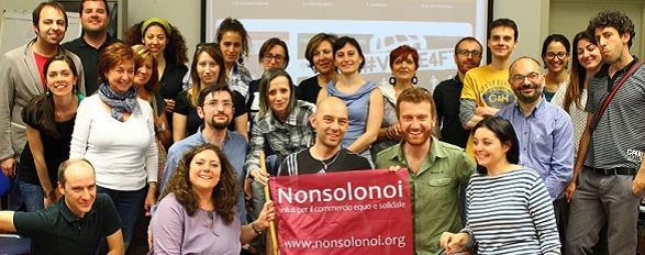 Sorta nel 1995, la cooperativa sociale Nonsolonoi è un organizzazione che opera sul territorio locale per la promozione del commercio equo e solidale.