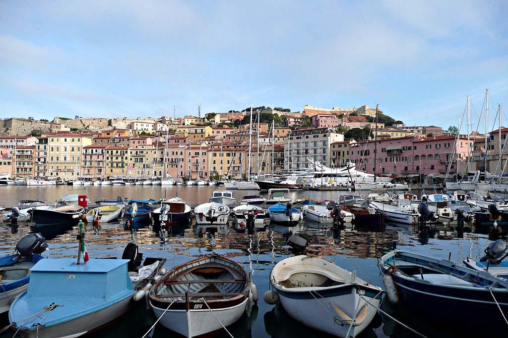 Ore 15,00 proseguimento tour zona occidentale dell Isola con soste varie durante il percorso.