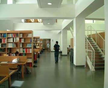 Biblioteca di Ateneo Patrimonio bibliografico tot (a fine 2011): 246.949 197.785 libri moderni 1.