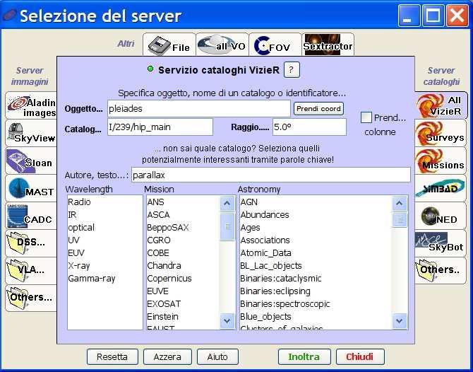 Fig. 2: Il pannello di selezione delle immagini e dei cataloghi di Aladin. 6 Creare l'istogramma della parallasse Fig. 3: Invio dei dati del catalogo a VOPlot.