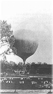 i raggi cosmici 1912 Il fisico austriaco Victor Hess compie dei voli in pallone a quota 5000 metri con degli elettroscopi