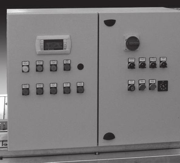 I quadri elettrici, normalmente forniti a bordo delle unità, possono essere sistemati entro appositi vani tecnici esterni od interni.