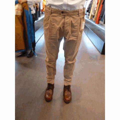 7106838151 man pant 5,00 X ½