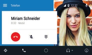 supporto universale per smartphone 2 e la App smart cross connect 3. La App Android Auto 4 combina con semplicità il tuo smartphone allo smart Media-System 5 tramite USB e Bluetooth.