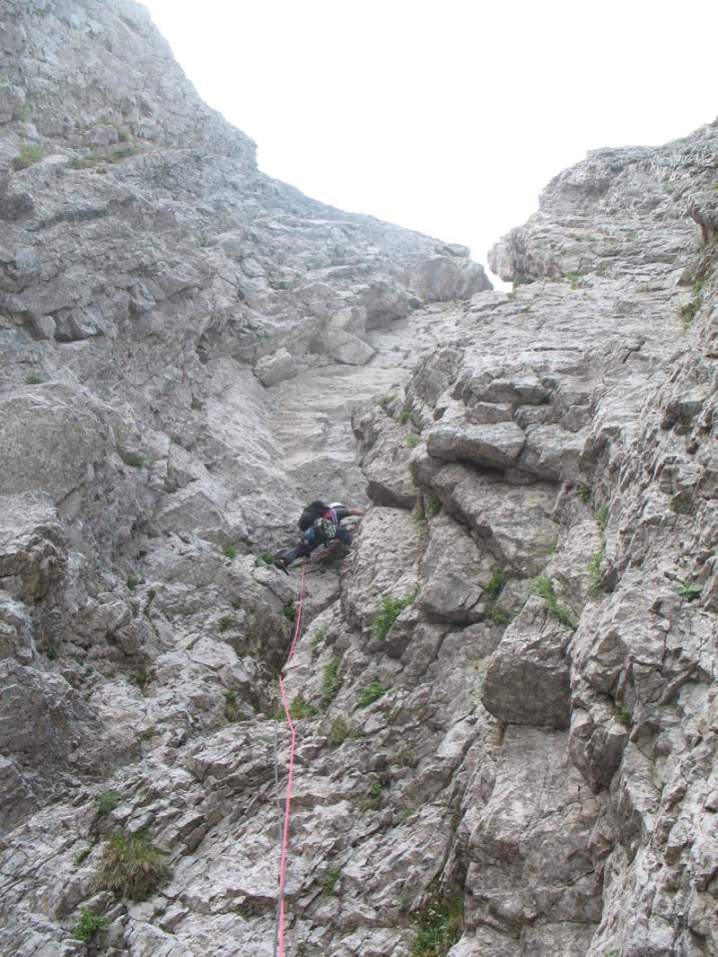 MARMI apuane Metamorfiche calcare marmo La fratturazione è un fenomeno molto comune a causa