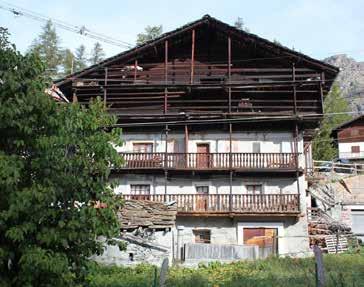 Michel Chasseur Il progetto affronta in modo innovativo il tema del recupero di un vecchio manufatto storico, situato al centro del villaggio di Saint Jacques ai piedi del Monte Rosa, con l obiettivo