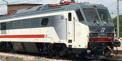 LOCOMOTORI E401 monocabina in composizione