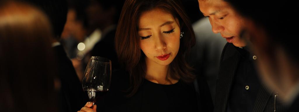 Il concorso vinicolo piu prestigioso in Asia Registra i tuoi vini e