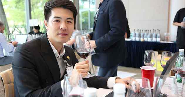 giudici: YOICHI SATO, Sommelier e