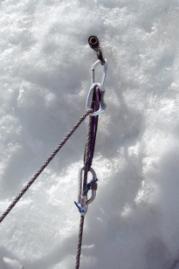 Il TIBLOC può essere usato sia su corda semplice che su mezza corda.