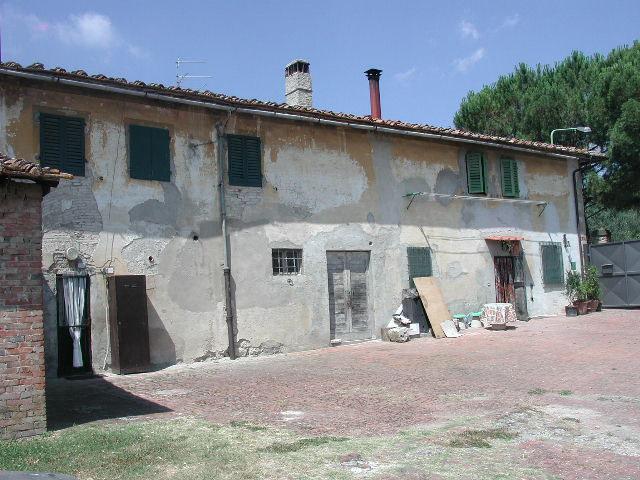 di corpi chiusi in aggetto aggiunta di corpi chiusi aggiunta di terrazzi o balconi aggiunta di tettoie copertura rialzata rispetto quota solai modifica aperture delle superfici murarie tamponamento