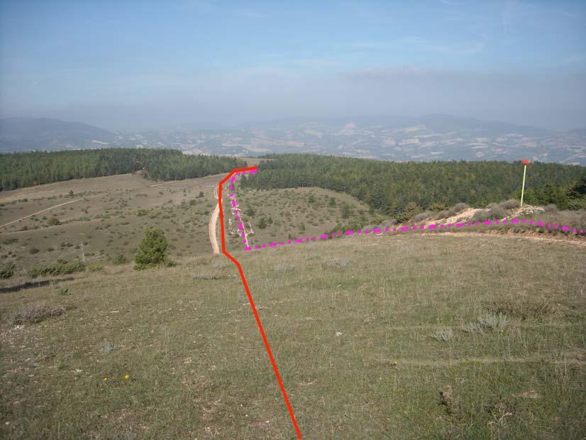 Fg. di 33 Foto 26: Panoramica dal Monte di Colleluce in contro senso gas Foto 28: Panoramica verso torre Beregna Foto