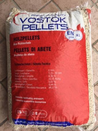 PELLET VOSTOK ROSSO PELLET: 100% Abete PROVENIENZA: Slovacchia CENERI: max.