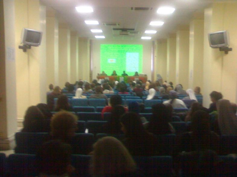 19 Ottobre 2011 CONVEGNO USMI a Roma ELEMENTI SOCIO-CULTURALI E RELIGIOSI DELLA DONNA AFRICANA TRA PASSATO E FUTURO Il Convegno ha posto l attenzione sulla donna africana soprattutto