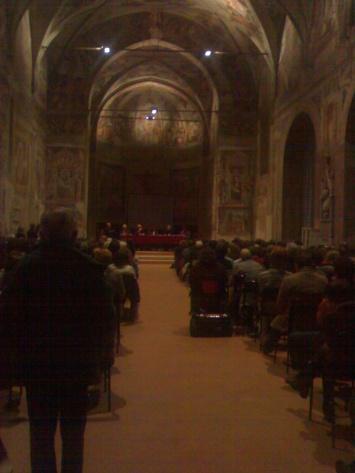 Dicembre 2011 DON LUIGI CIOTTI a Brescia Abbiamo partecipato a una tavola rotonda sul tema della tratta, della prostituzione.