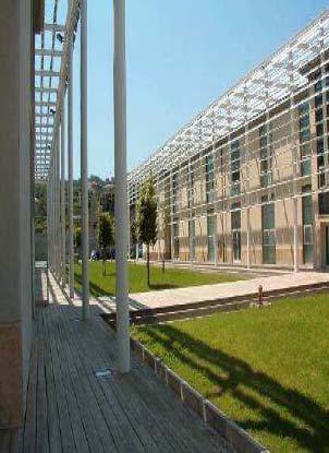 Savona Campus: La struttura Le Aziende nel Campus Il Campus ospita nelle Palazzine Locatelli e Branca