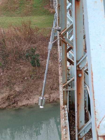 Veneto, ubicato sul lato di valle del ponte