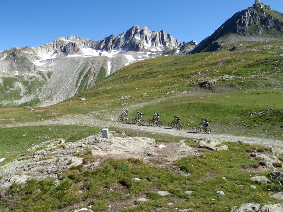 difficoltà di questo giro e si inizia la discesa a valle e il rientro al punto di partenza. Prima parte della discesa, in direzione della chiesetta di S.