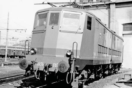 Locomotiva elettrica E.636.082 60435 69435 Photo courtesy Domenico Villa Locomotiva delle FS E.636.082 in stato e livrea di origine. E.636.082 Italian Railways locomotive, original status.
