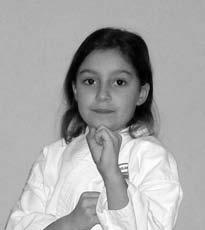 Alessandra Germano Ho scelto io di venire a fare karate. La parte che mi piace di più della lezione è quando faccio il percorso.