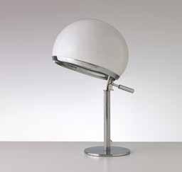 A) 2 Coppia di lampade da comodino anni 50. Ottone, cristallo molato cm 11x13 A PAIR OF TABLE LAMPS ATTRIBUTED TO L.