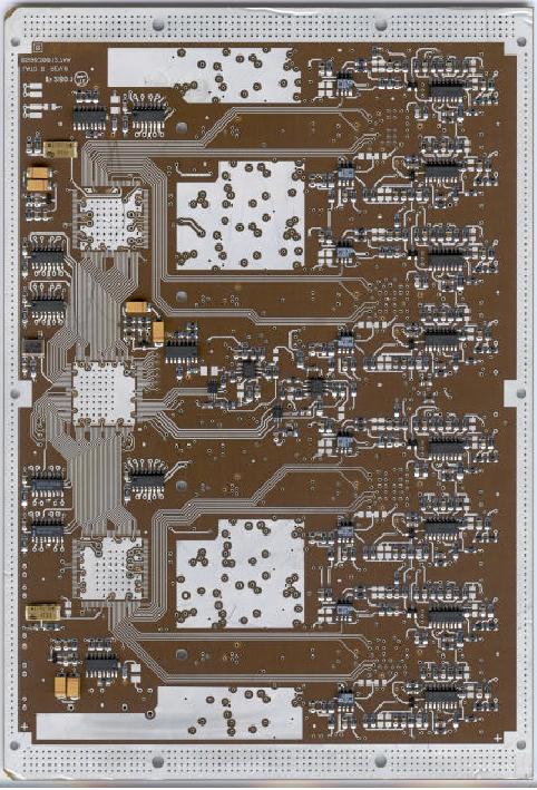 Figura IV-23: Lato B della scheda di front-end.