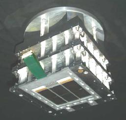 Il campo magnetico medio all interno della cavità è pari a ~0.4 Tesla, con un valore massimo, al centro dello spettrometro, di ~0.