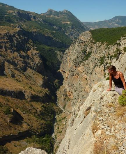 00 Escursione nel Parco Nazionale del Pollino Partenza a piedi da Colle Impiso (1575m) a Piano Gaudolino (1800m) Accompagnamento ed illustrazioni a cura: dott. Aldo Schettino, Giorgio Braschi, Prof.