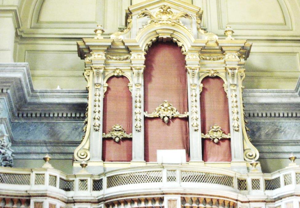 4. Progetto di restauro dell organo monumentale: La tradizione musicale della Basilica di Sant Apollinare ci ha spinto ad avviare un progetto di ripristino dell organo monumentale, in modo da dotare