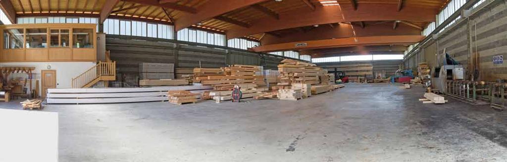 TETTI E STRUTTURE IN LEGNO Il legno è uno dei materiali da costruzione più antichi usati dall uomo in quanto di diretta ed immediata derivazione dall ambiente naturale vegetale.