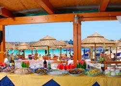 Hotel Baia Turchese Guitgia Posizione: direttamente sulla spiaggia di sabbia della Guitgia e a soli 100 mt dal porticciolo turistico. L aeroporto dista 2 km.