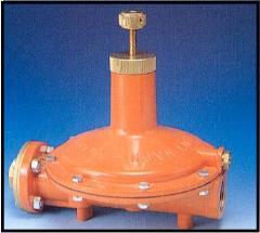 Regolabile 25/45 mbar) Regolatore gas uso industriale ingresso 1/2'' f. uscita 3/4''f. P.